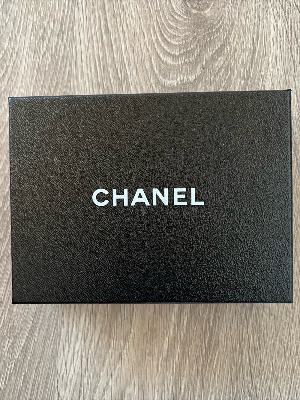 Chanel Box (BB386)